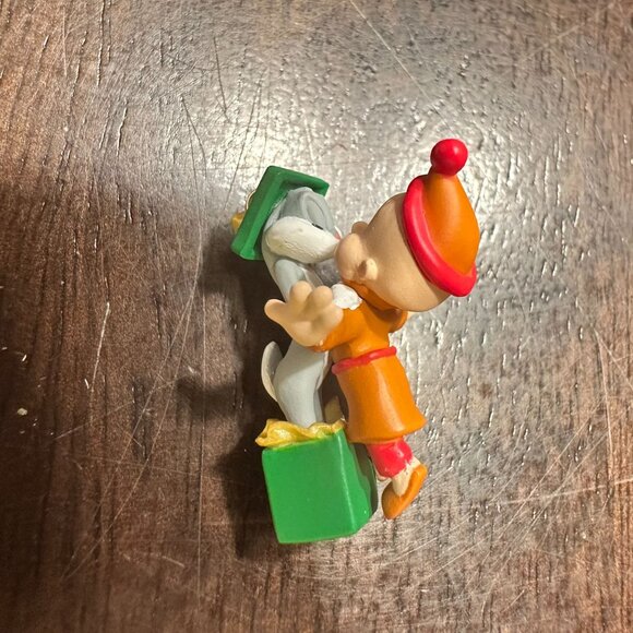 Hallmark Keepsake Ornament Bugs Bunny & Elmer Fudd Looney Tunes Christmas Decora - Picture 3 of 4
